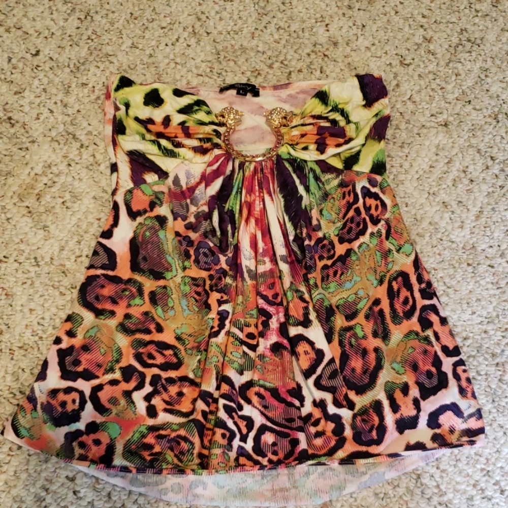 Women's fashion top
